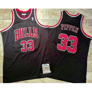 Men's Chicago Bulls #33 Scottie Pippen 1997-98 Black Hardwood Classics Soul AU Throwback Jersey