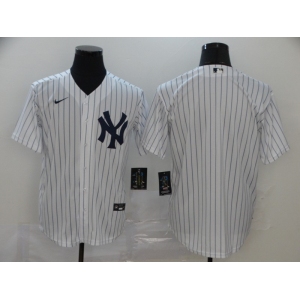 Nike Men's New York Yankees Blank Replica White Baseball Jersey