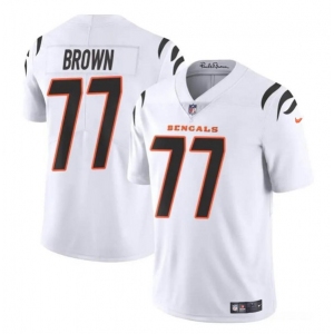 Men's Cincinnati Bengals #77 Trent Brown White Vapor Untouchable Limited Stitched Jersey